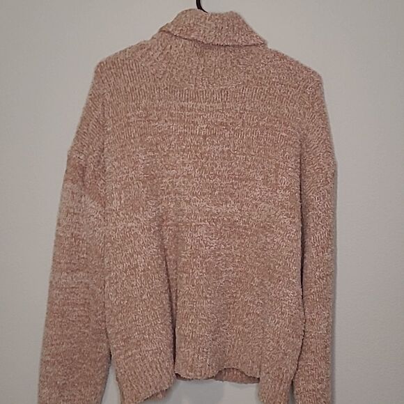 Altar'd State Chunky Turtleneck Sweater Size L - Picture 3 of 4